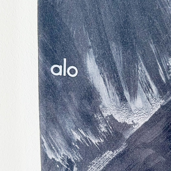 Alo Yoga Airbrush Legging Modernist Performance Pants Black - Picture 4 of 5